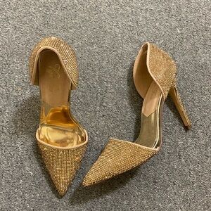 Beautiful heels gold rhinestone size 6